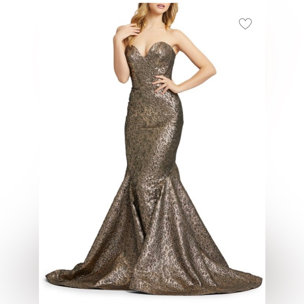 Mac Duggal gown